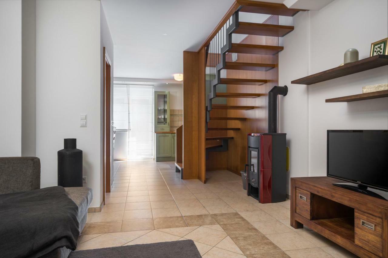 Apartments Biba Malinska Eksteriør bilde